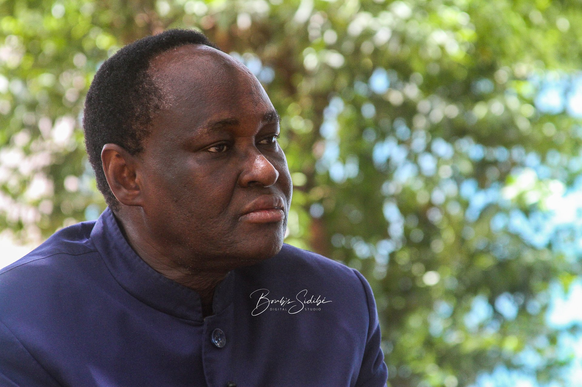 Portrait de Tiébilé Dramé, figure politique malienne (1955–2025), réalisé par Boub's SiDiBÉ lors d'une interview accordée au site journaldumali.com.