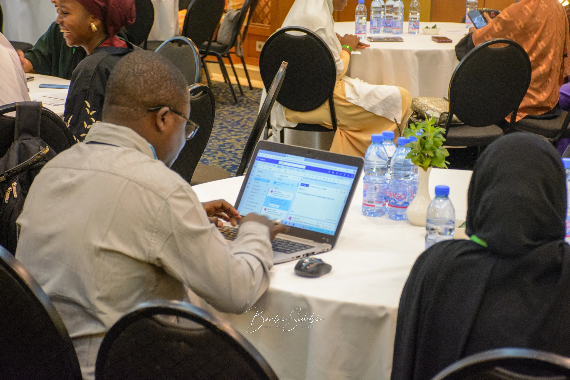 Intelligence artificielle: ce que la Lituanie révèle des défis de l’Afrique